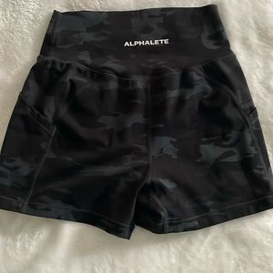 Alphalete Surface Pocket Shorts